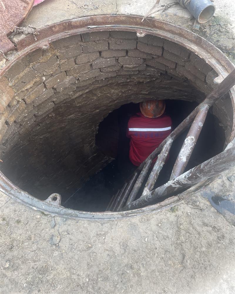 河床提高淤泥堆積阻止排水泄洪的速度